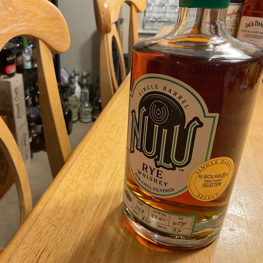 NULU Single Barrel Rye Whiskey Non-Chill Filtered Barrel R211 (R/Bourbon Single Barrel Select)