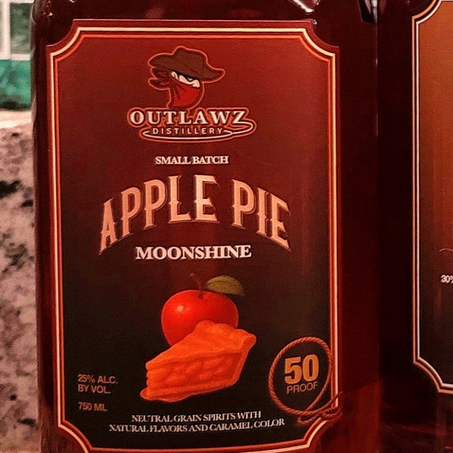 Outlawz Distillery Small Batch Apple Pie Moonshine