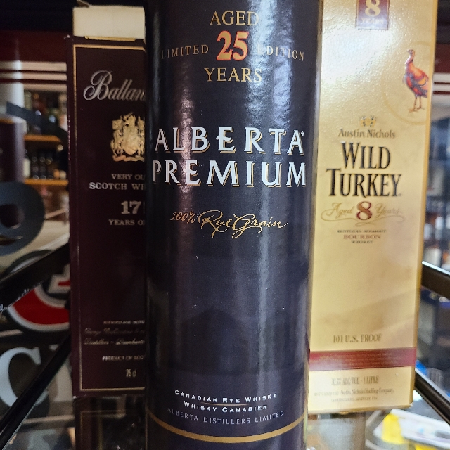 Alberta Premium 25 Year