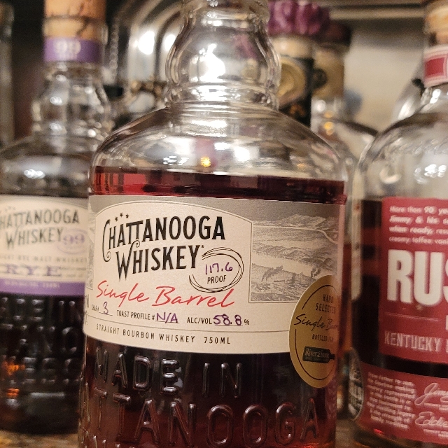 Chattanooga Whiskey Single Barrel Riverstone pick