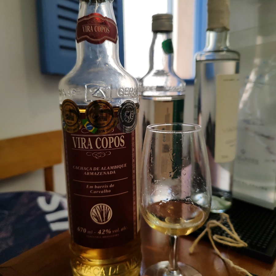 Cachaça Vira Copos Carvalho