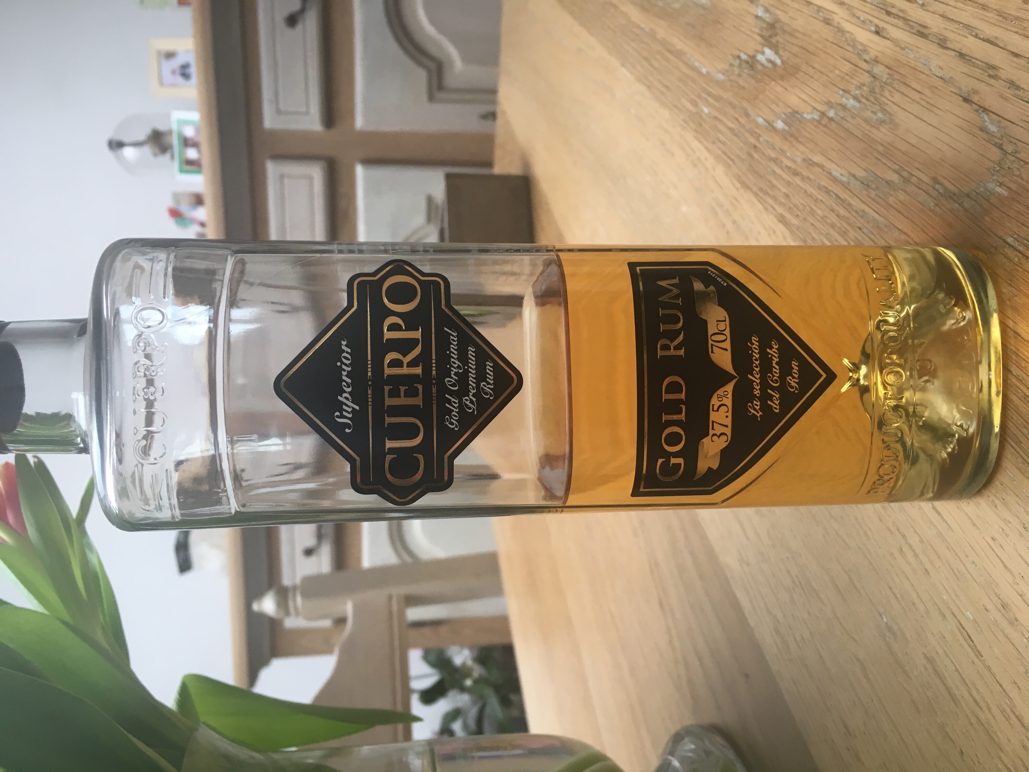 Cuerpo Gold Rum