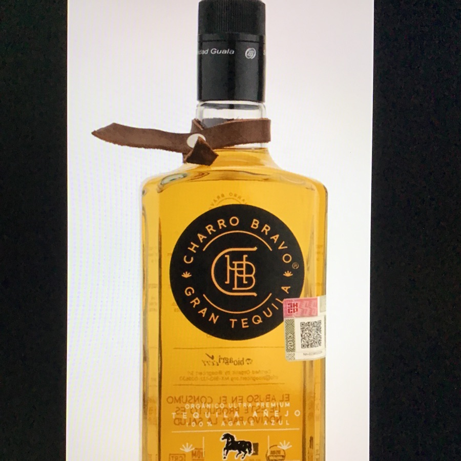 Charro Bravo Añejo