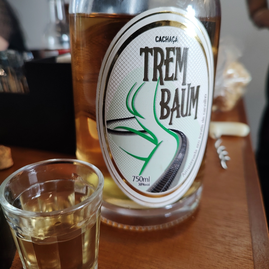 CACHAÇA TREM BAUM CARVALHO