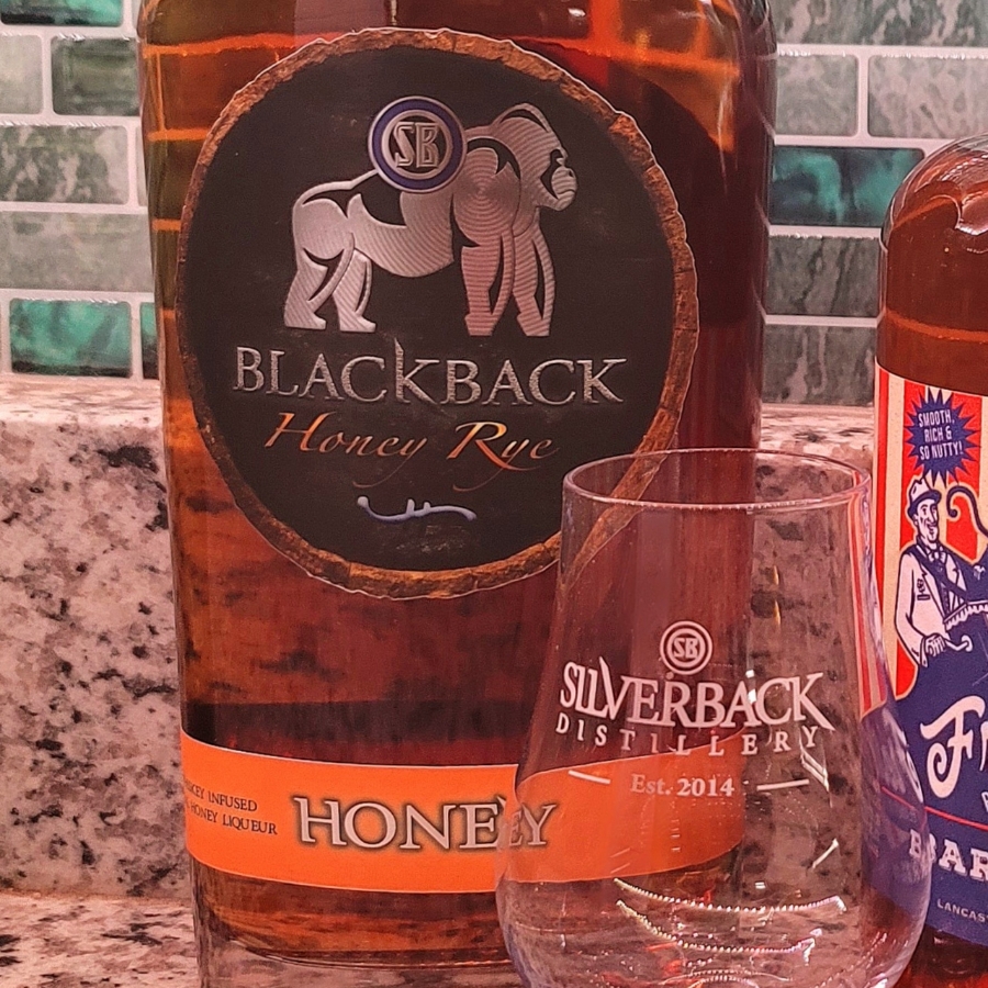 Silverback Distillery Blackback Honey Rye Whiskey