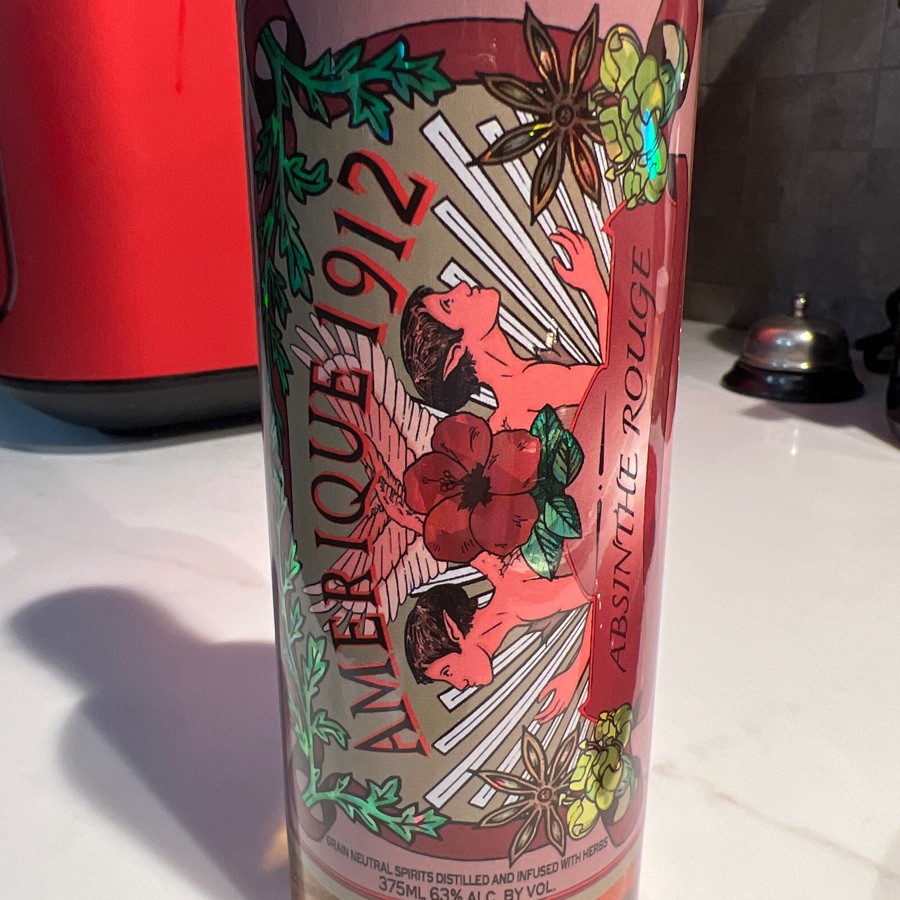 THe Great LAkes DIstillery Amerique 1912 Absinthe Rouge