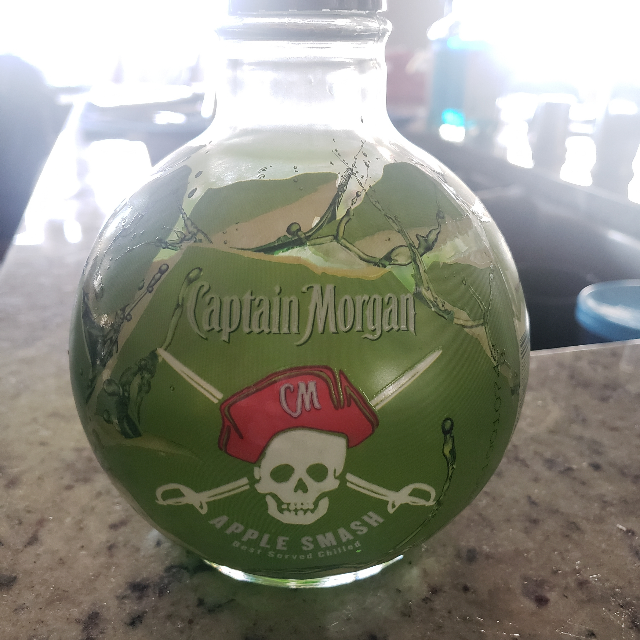 Captain Morgan Apple Smash