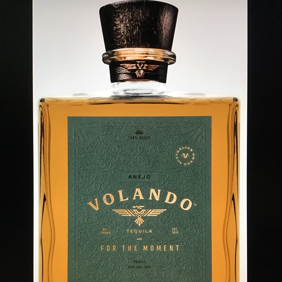 Volando Añejo