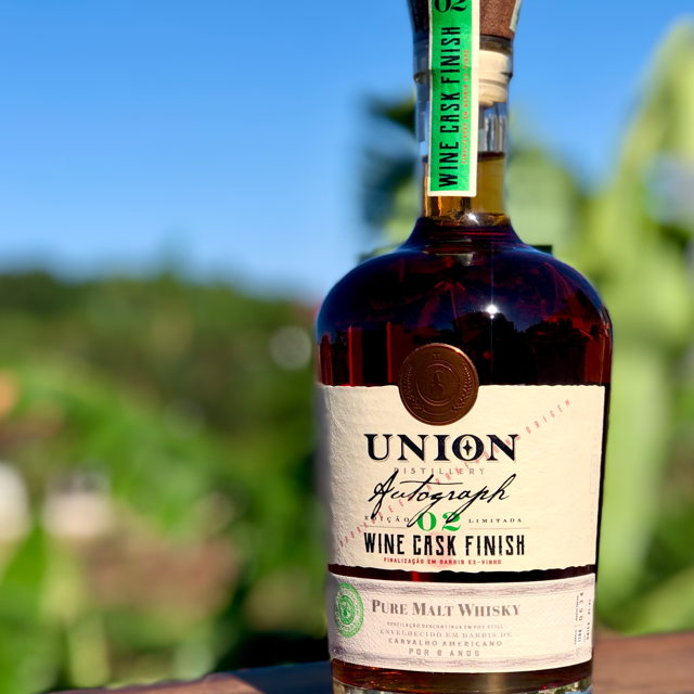 Union Distillery Pure Malt Wine Cask Finish Autograph 02