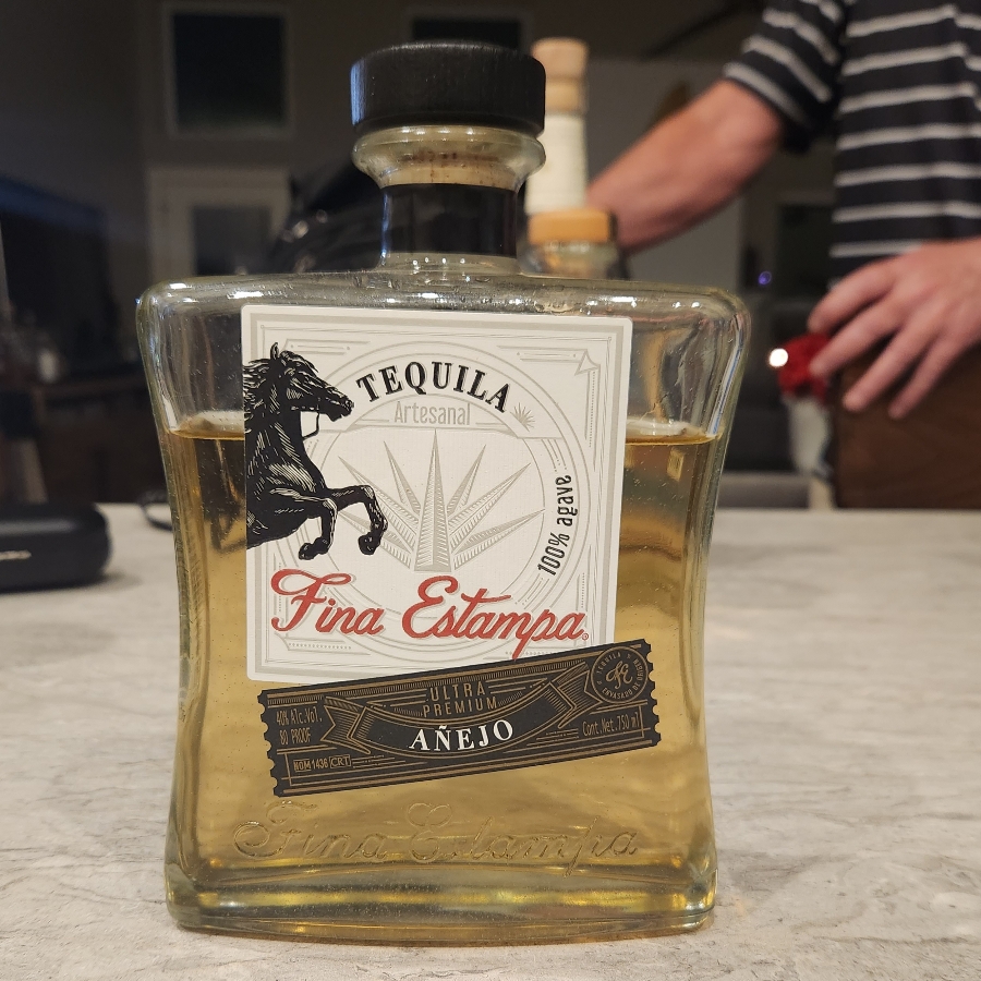 Fina Estampa Anejo