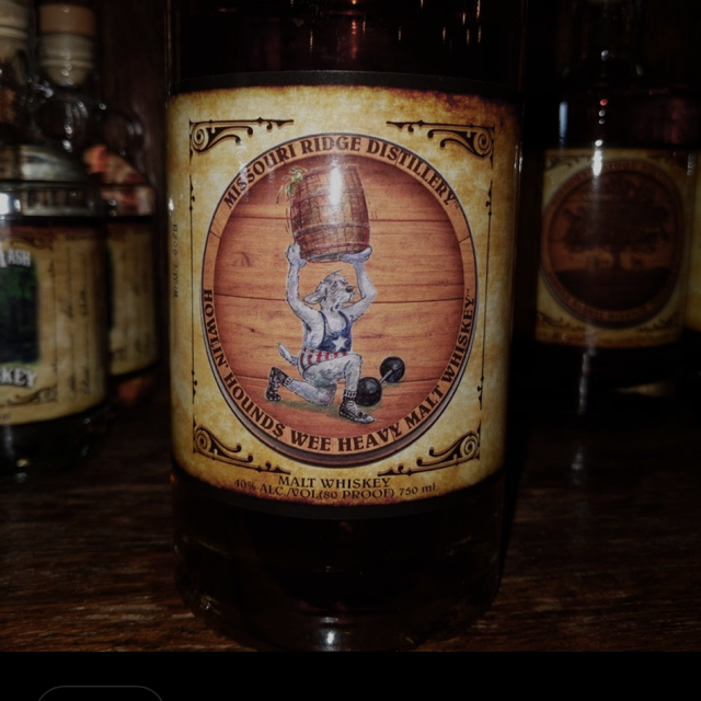 Howlin hounds wee heavy malt whiskey