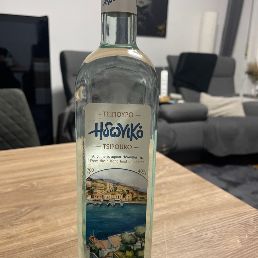 Idoniko Tsipouro
