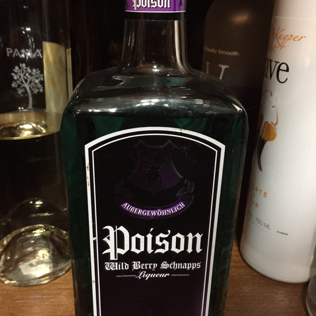Aubergewöhnlich Poison Schnapps