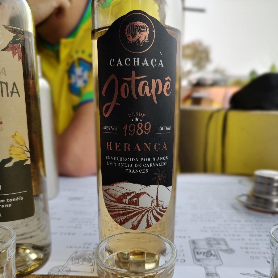 CACHAÇA JOTAPÊ HERANÇA 8 ANOS CARVALHO FRANCÊS