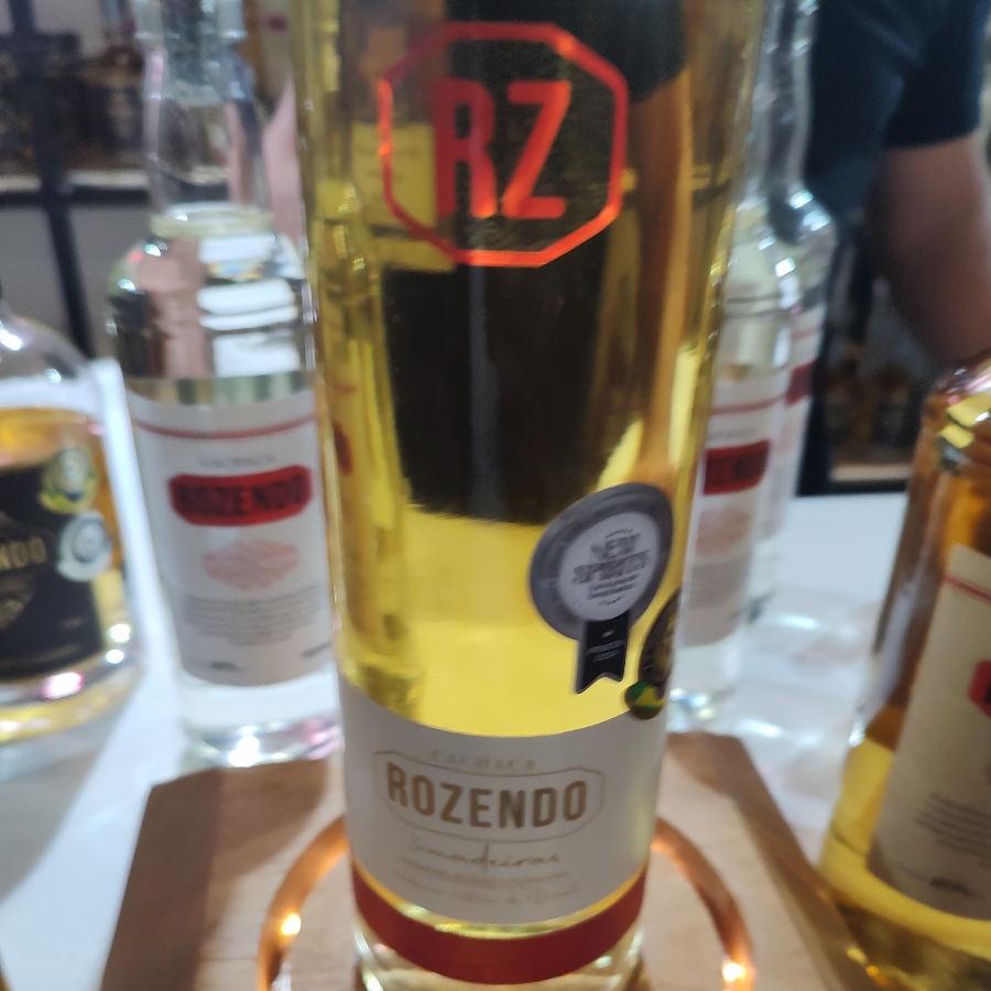 CACHAÇA ROZENDO 3 MADEIRAS GARRAFA ESPECIAL