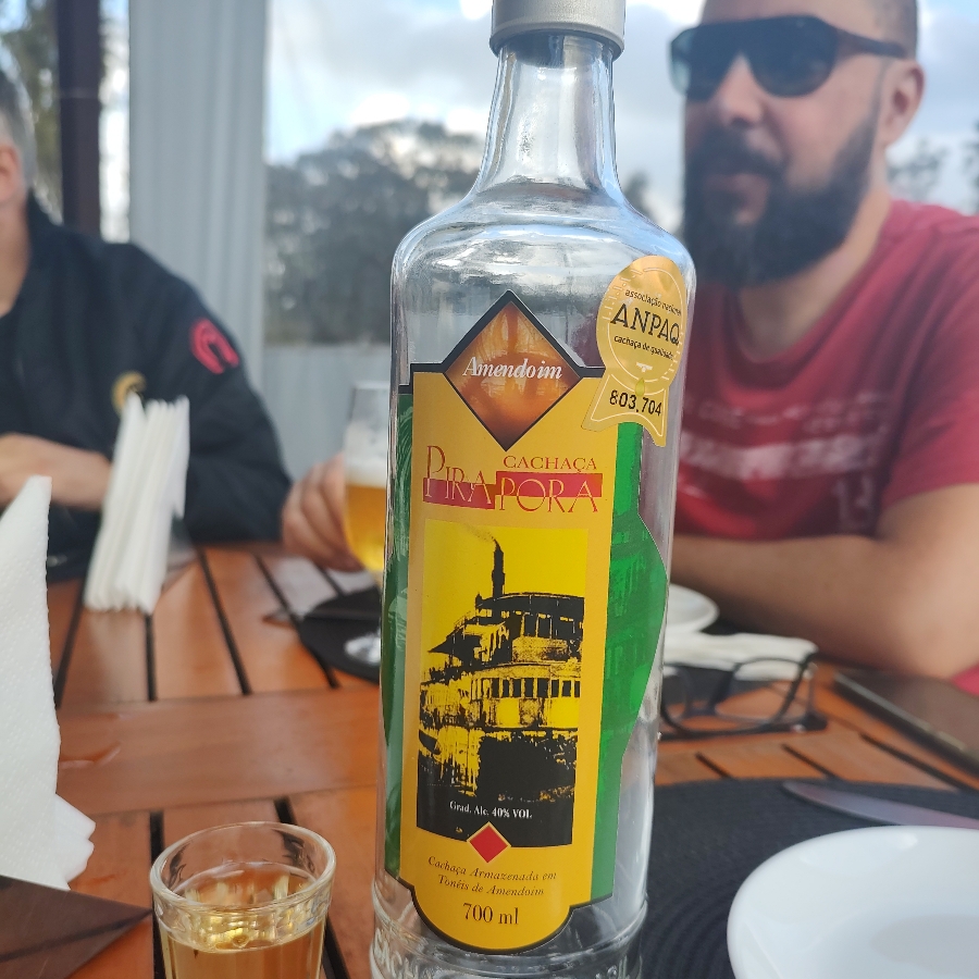 Cachaça Pirapora Amendoim