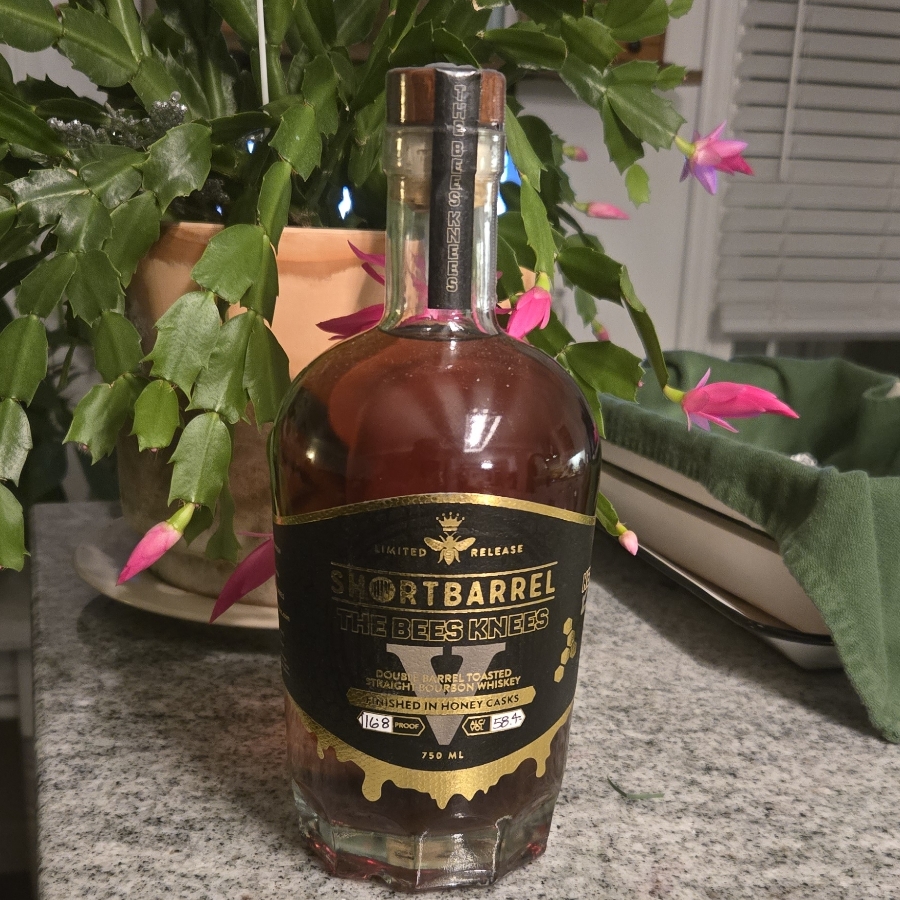 Shortbarrel the Bees Knees -double barrel toasted straight bourbon