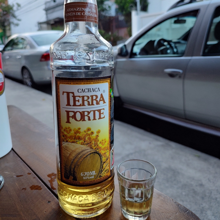 Cachaça Terra Forte Ouro
