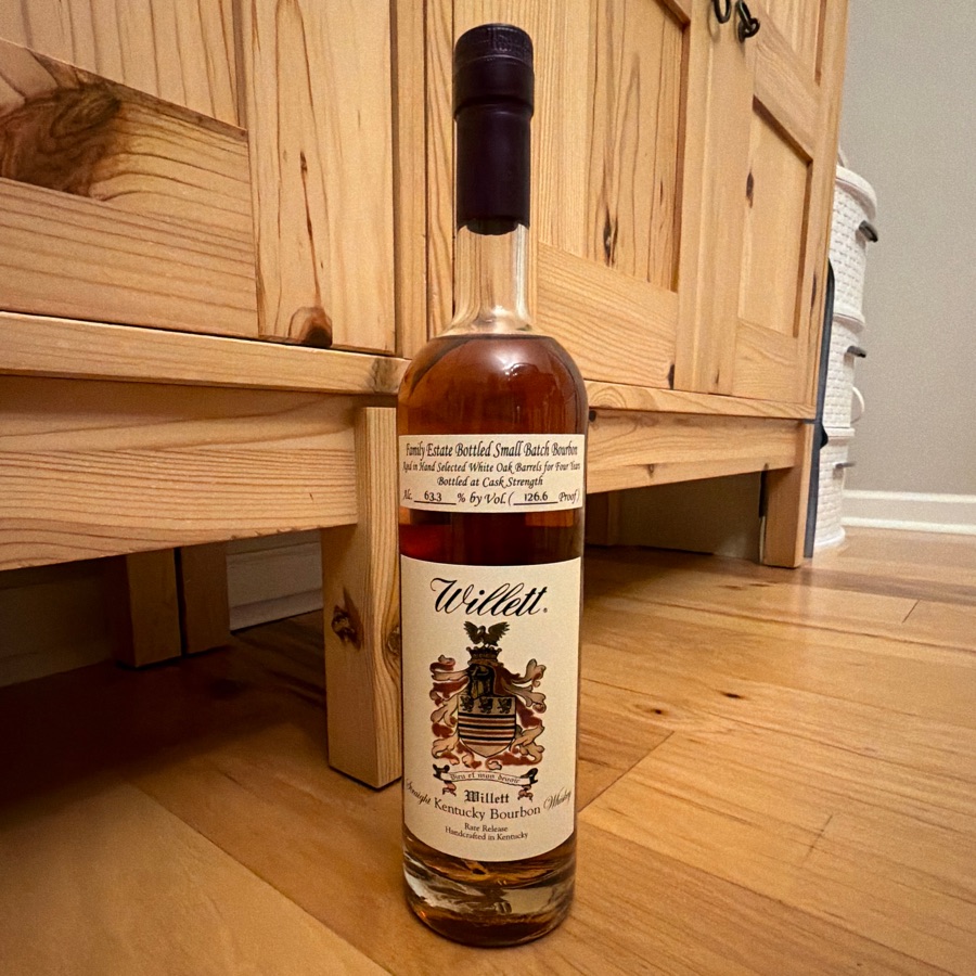 Straight Kentucky Bourbon Whiskey