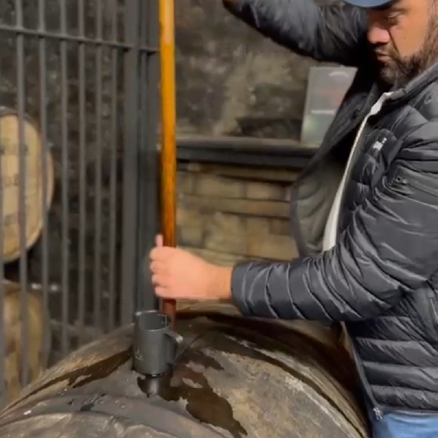Bowmore 22yo Hand Filled, Single Oloroso Sherry Cask #2117, Vintage 1999.