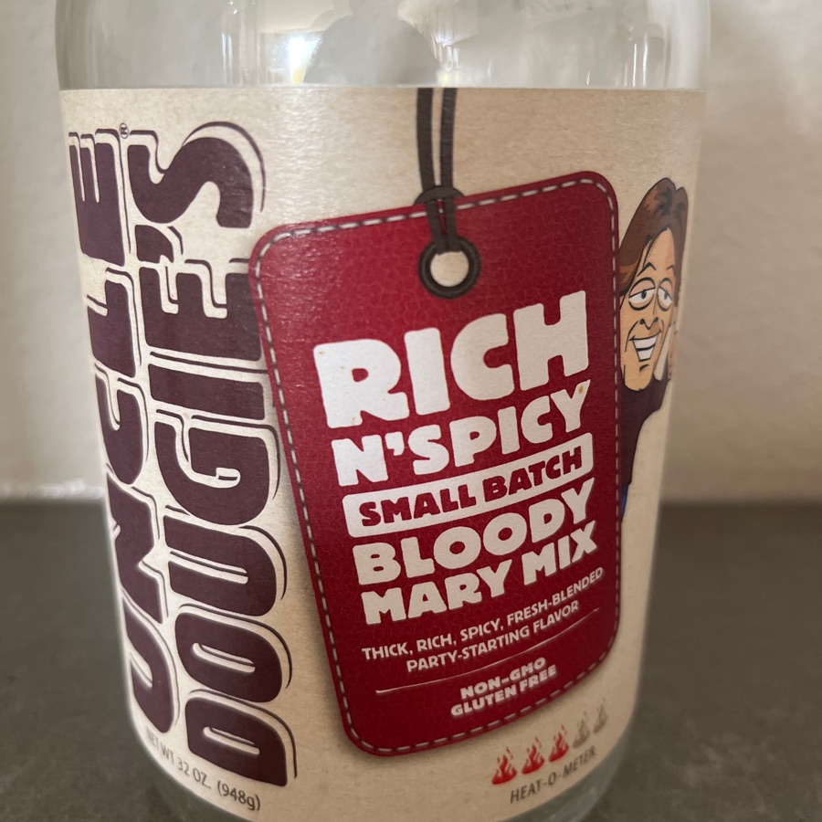 uncle dougie's rich n'spicy small batch bloody mary mix