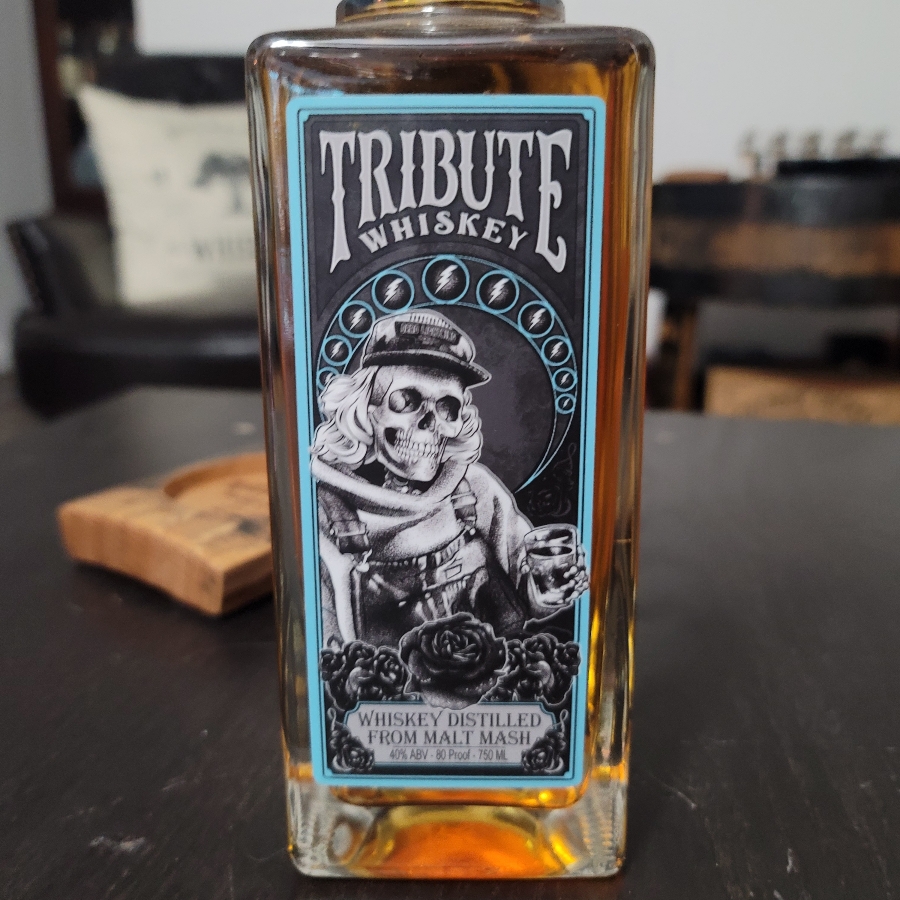 Dead Lightning Distillery Tribute Whiskey Blue Label