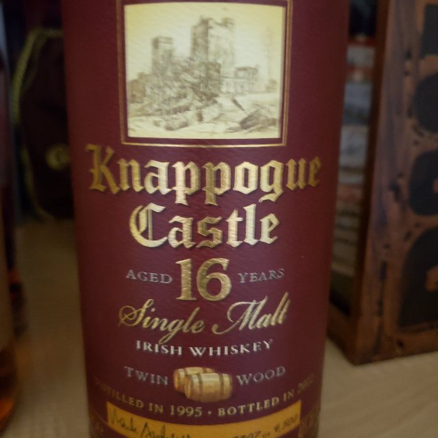 Knappogue Castle 16 Year Twin Wood Sherry Finish (Bottled 2012)