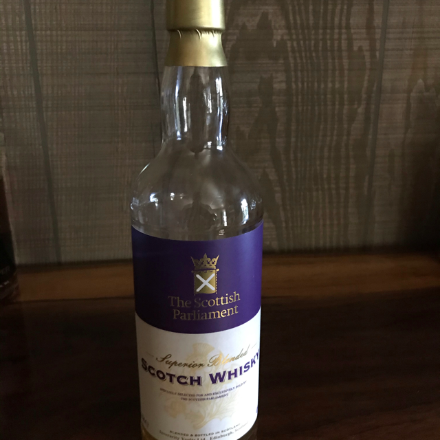 The Scottish Parliament Superior Blended Scotch Whisky