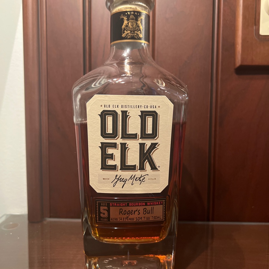 Old Elk Straight Bourbon Whiskey (Roger Wilco - Roger's Bull)