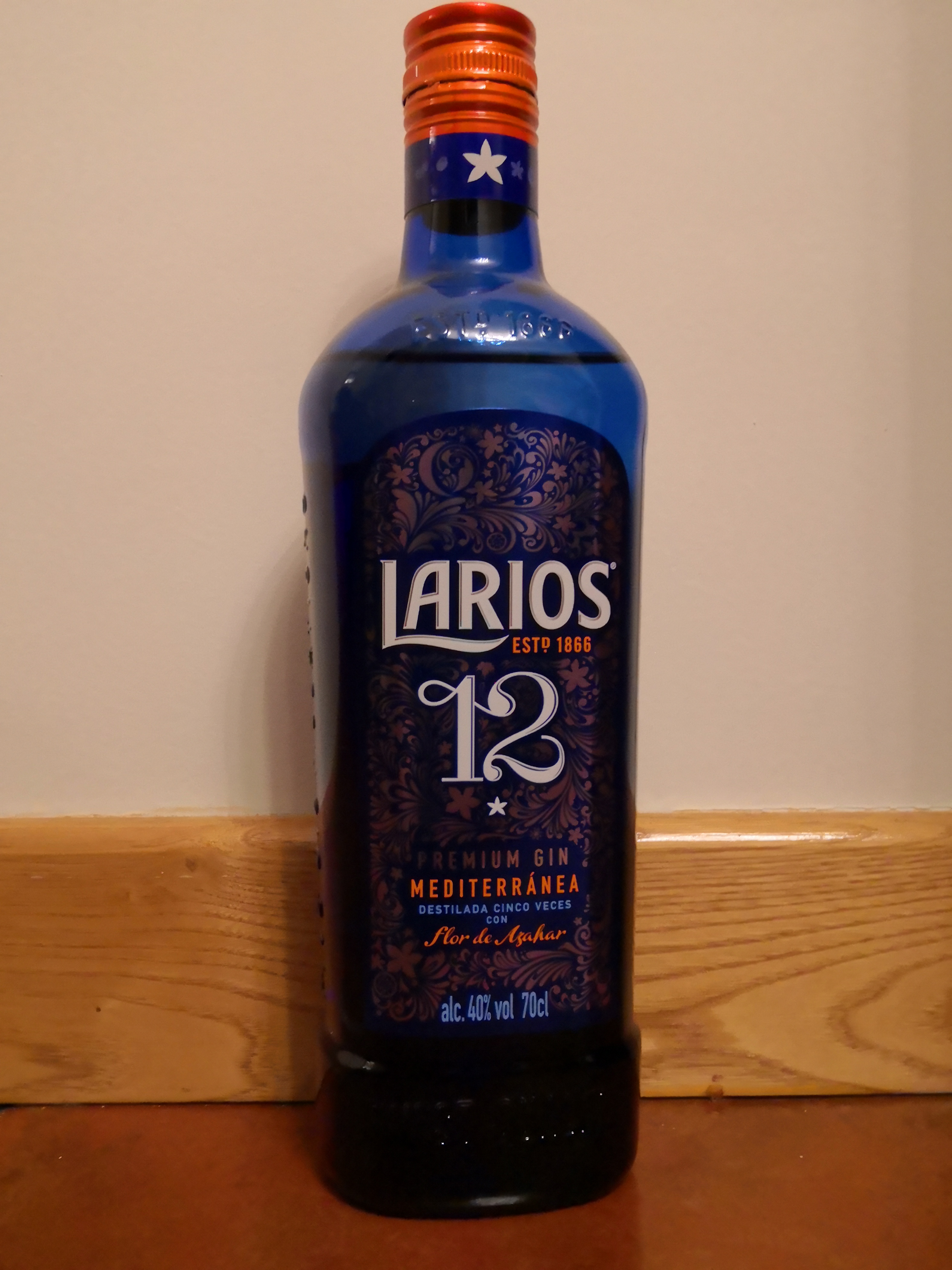 Larios 12 Premium Gin
