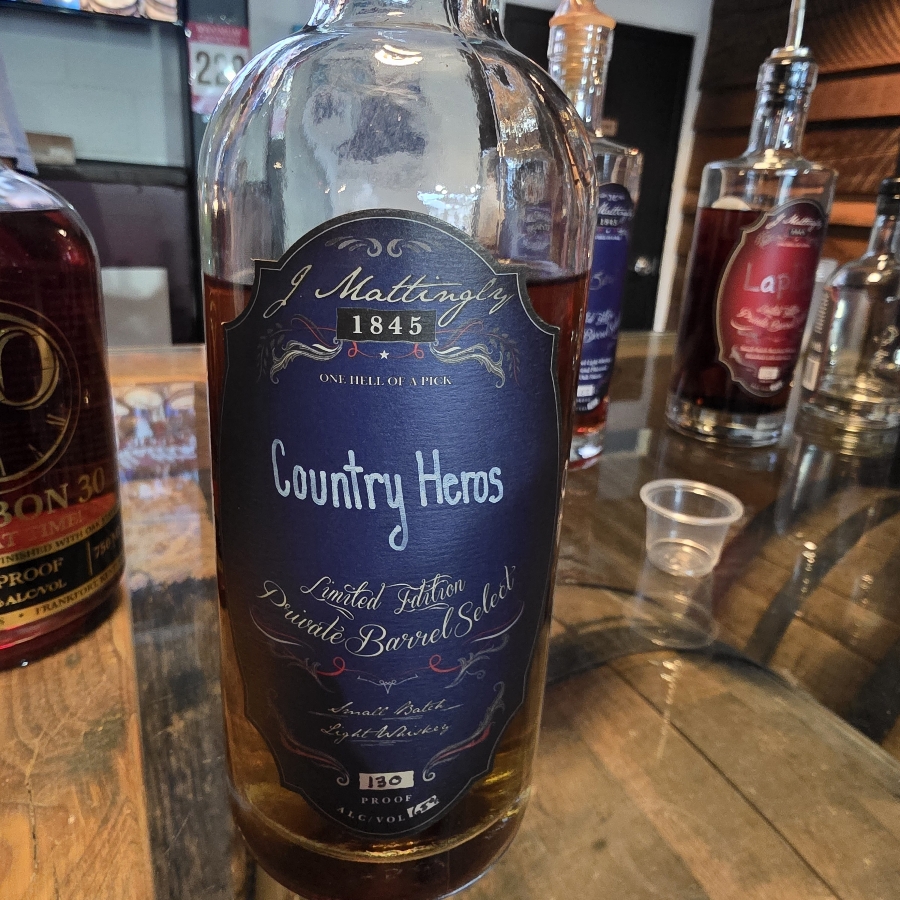 Small Batch Slect Country Heros Private Barrel Select LE