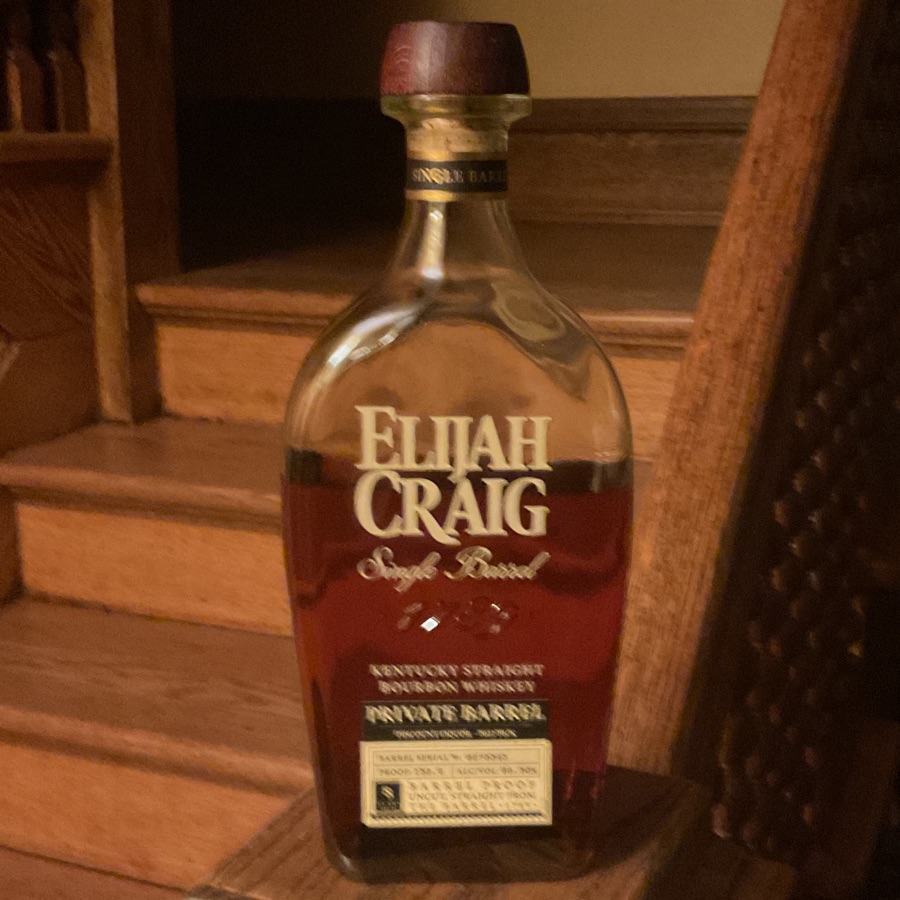 Elijah Craig Single Barrell Private Barrell Discount Liquior 2022 pick serial no. 6675343
