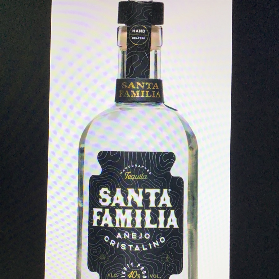 Santa Familia Añejo Cristalino
