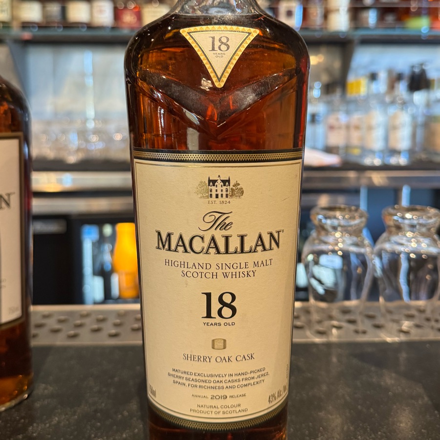 Macallan 18 Year Sherry Oak
Cask (2019 Release)