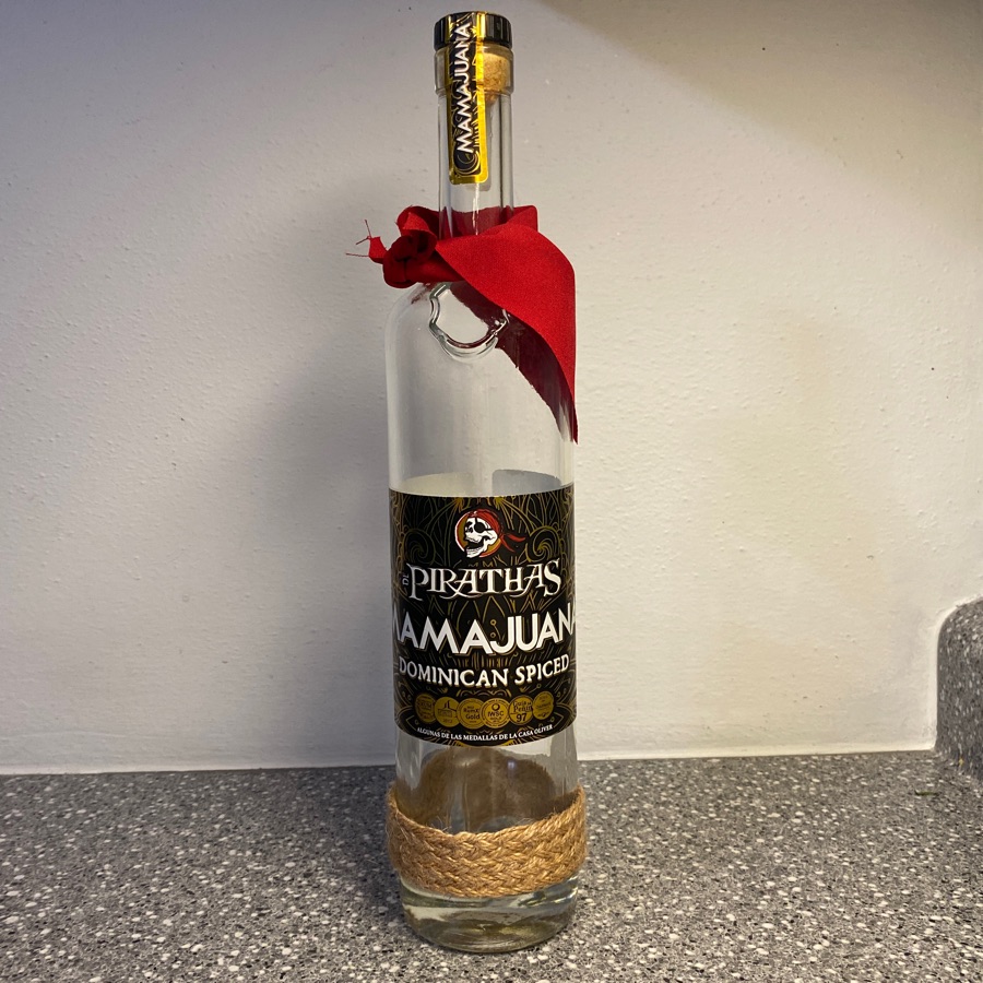 De Pirathas Mamajuana - Dominican Spiced