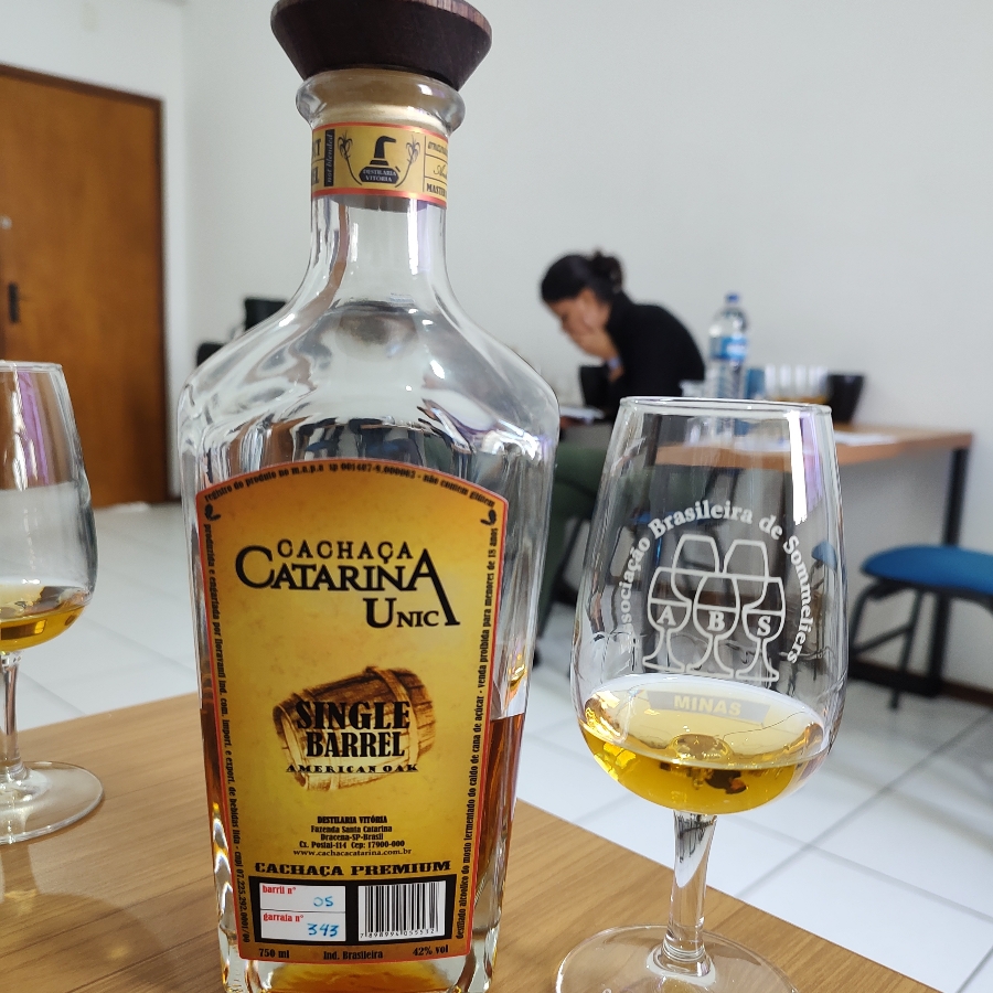 CACHAÇA CATARINA ÚNICA SINGLE BARREL AMERICAN OAK