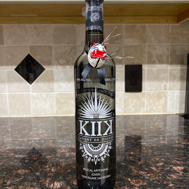KIIK Sangre de Dioses Sacatoro