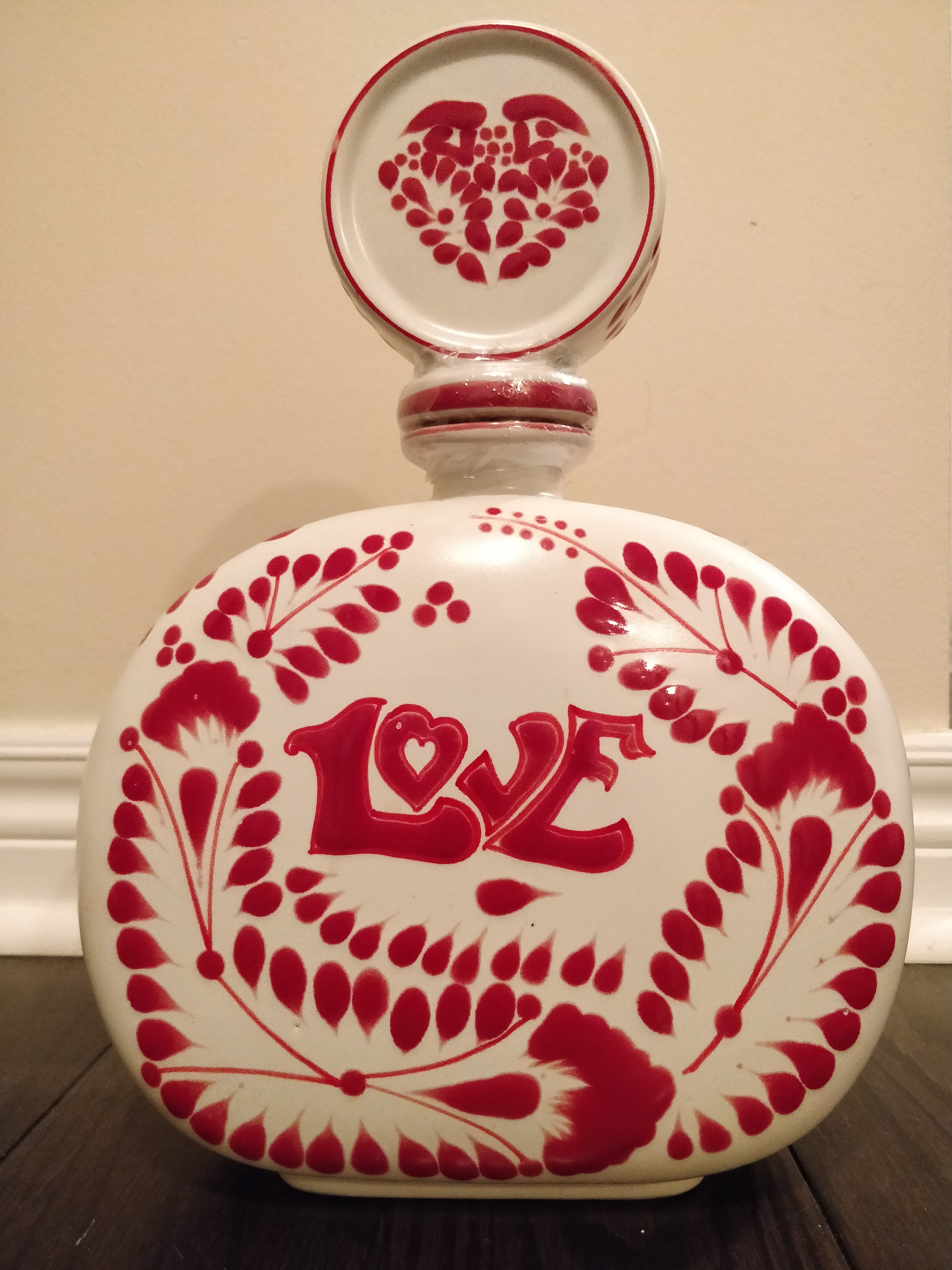 LOVE Los Azulejos Anejo