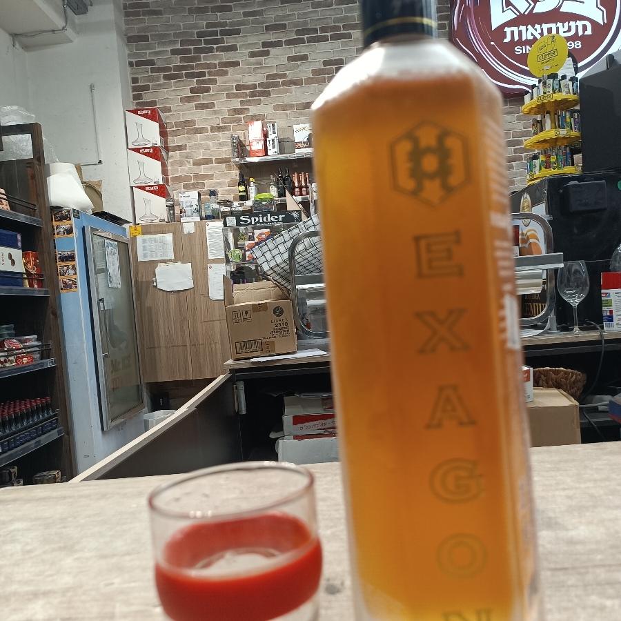 Hexagon - Cinnamon Flavoured Vodka