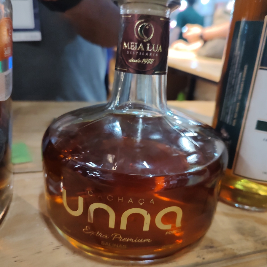 CACHAÇA UNNA PORTO 7 ANOS EXTRA PREMIUM