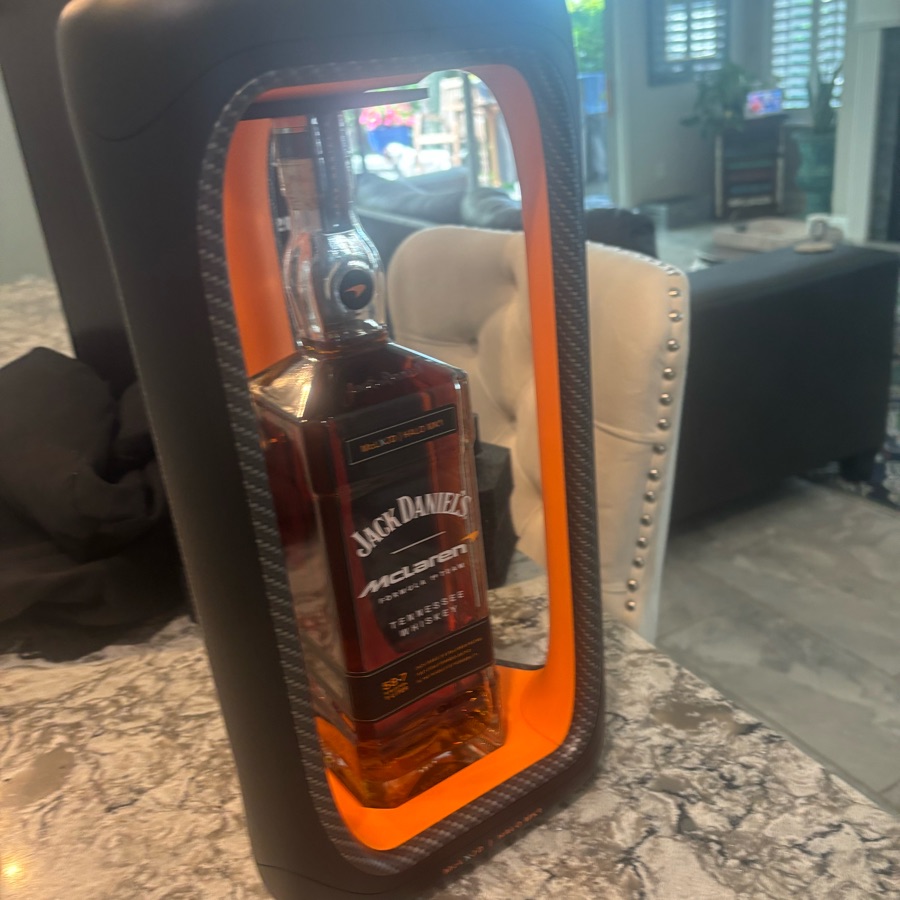 Jack Daniels 2026 McLaren 58.7 whisky