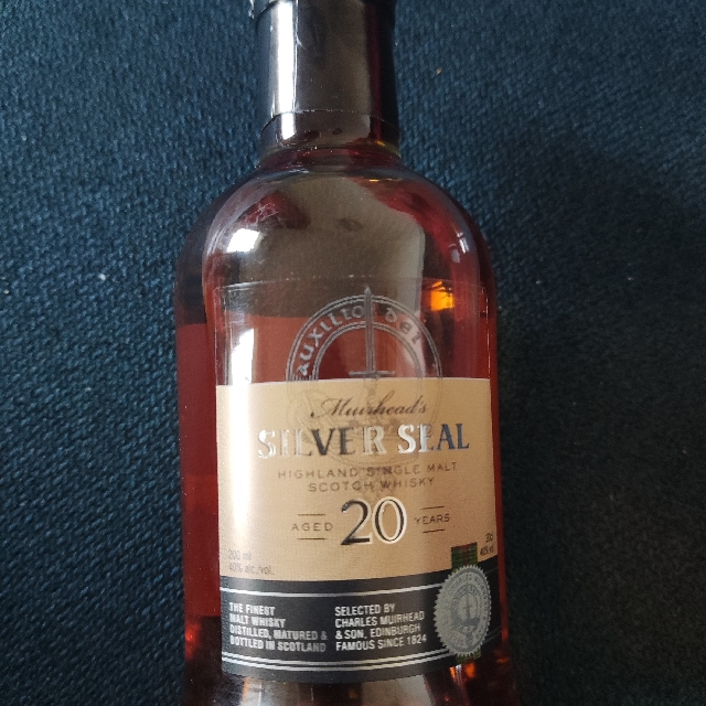 Muirhead's Silver Seal 20 years
