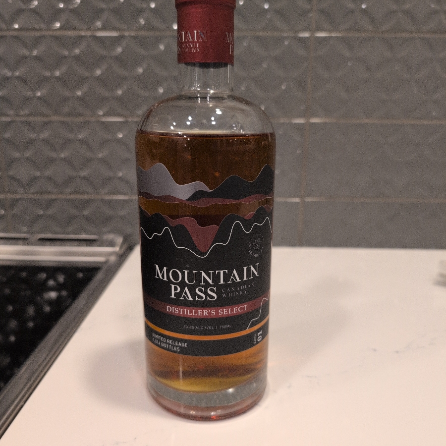 Fort Distillery Mountain Pass Distillers Select Batch 01