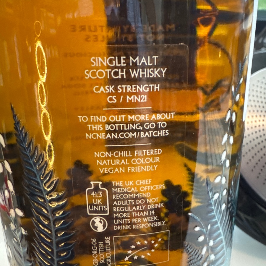 Nc'Nean single mall, Scotch whiskey, cask strength, CS / MN21