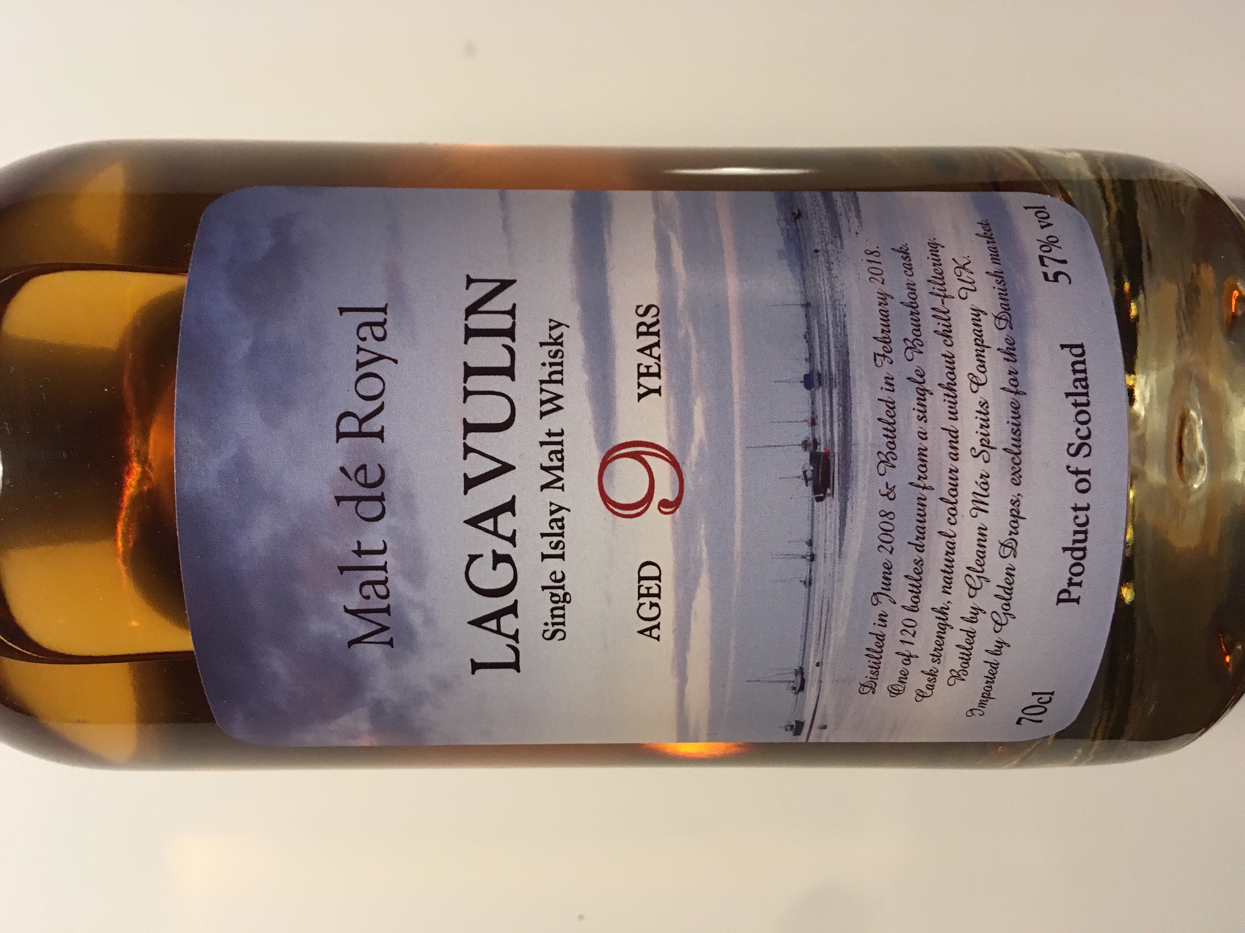 Lagavulin 9 Year. Malt de royal (Gleann Mor Spirits co.)