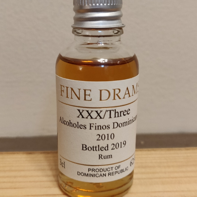 XXX/Three Alcoholes Finos Dominicans 2010 (Bottled 2019)