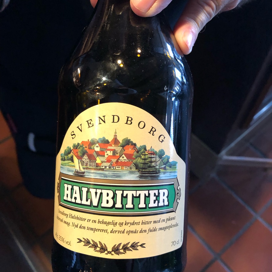 Svendborg halvbitter