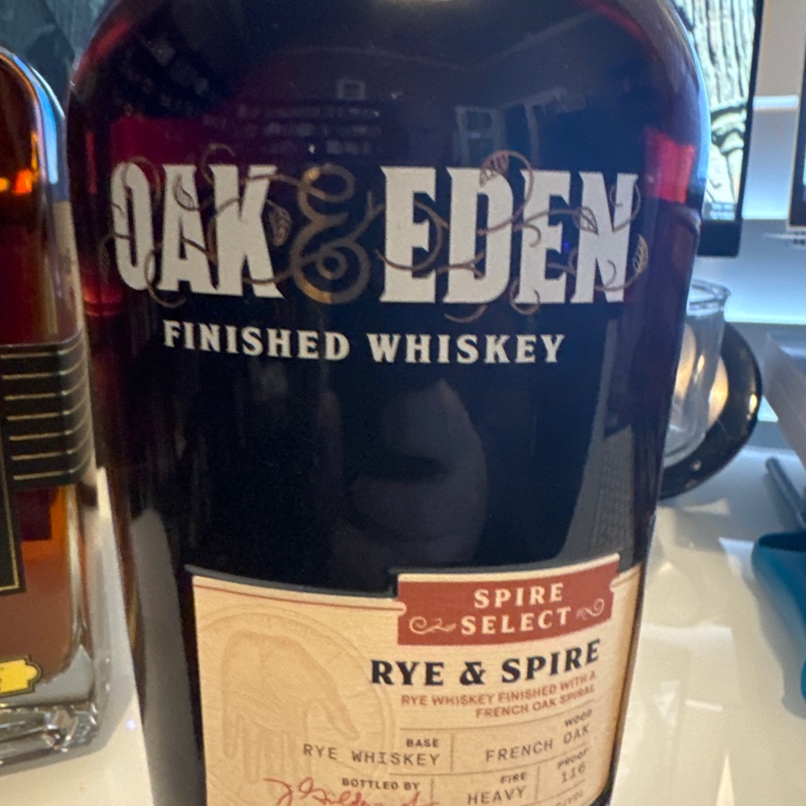 Oak & Eden Finished Whiskey Spire Select - Rye Whiskey finished with a French Oak Spiral