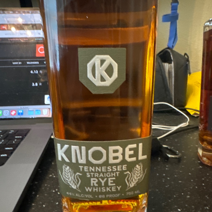 Knobel Tennesee Straight Rye Whiskey