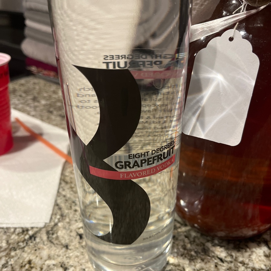 Eight Degrees Grapefruit Vodka
